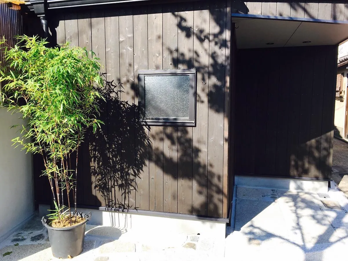 Maruya Guest House Hakubaicho Kyoto 2*,